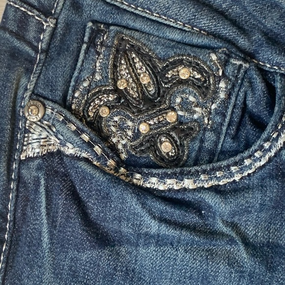COPY - Cello Embellished Jeans - Picture 3 of 8